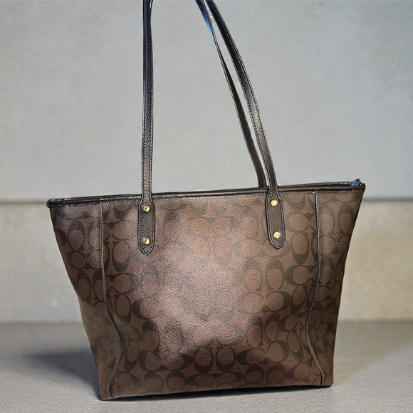 Coach City Tote with Pouch - Picture 3 of 12